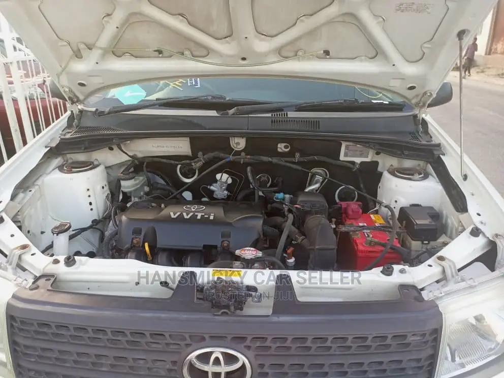Toyota Probox 2006 White
