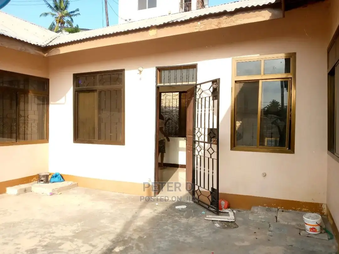 1bdrm Apartment in Kimara for Rent