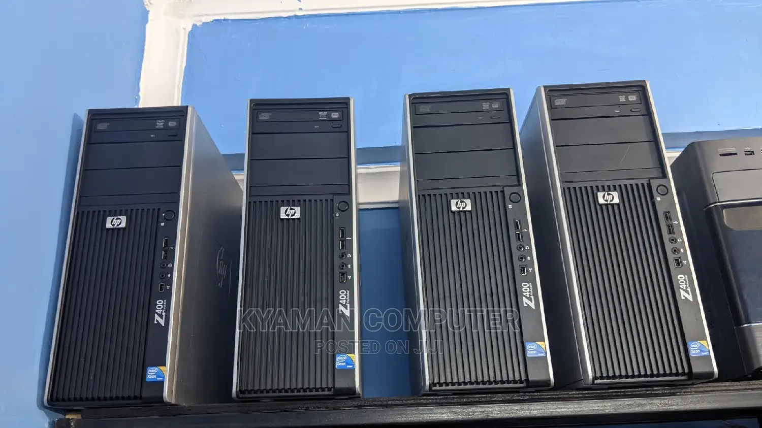 Desktop Computer HP Z400 4GB Intel Xeon HDD+SSD 500GB