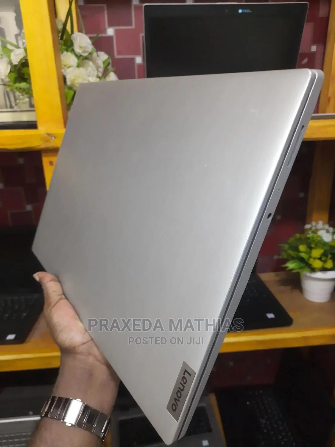 Laptop Lenovo Ideapad 3 8GB Intel Core I3 HDD 500GB
