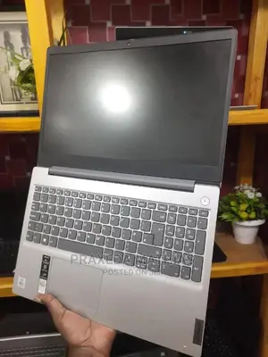 Laptop Lenovo Ideapad 3 8GB Intel Core I3 HDD 500GB