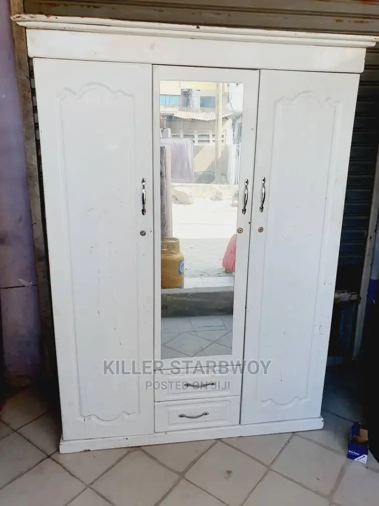 Kabati Milango 3