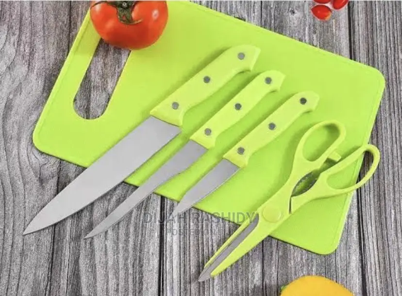 Knife Set and Cutting Board