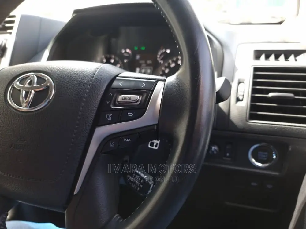 Toyota Land Cruiser Prado 2019 Black