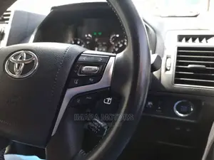 Toyota Land Cruiser Prado 2019 Black