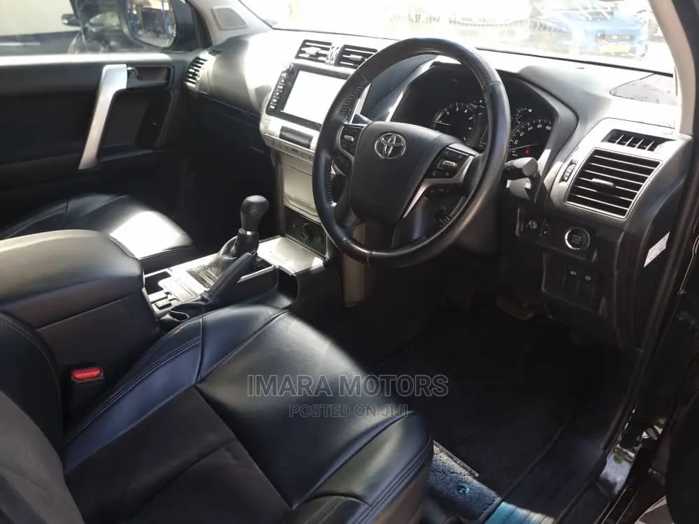 Toyota Land Cruiser Prado 2019 Black