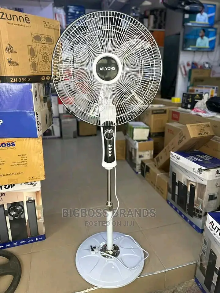 Ailyon Fan Size 18