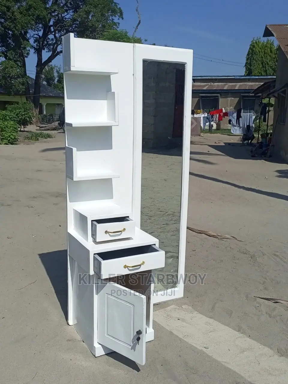 Dressing Table Mpya