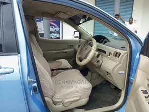 Toyota Raum 2010 Blue