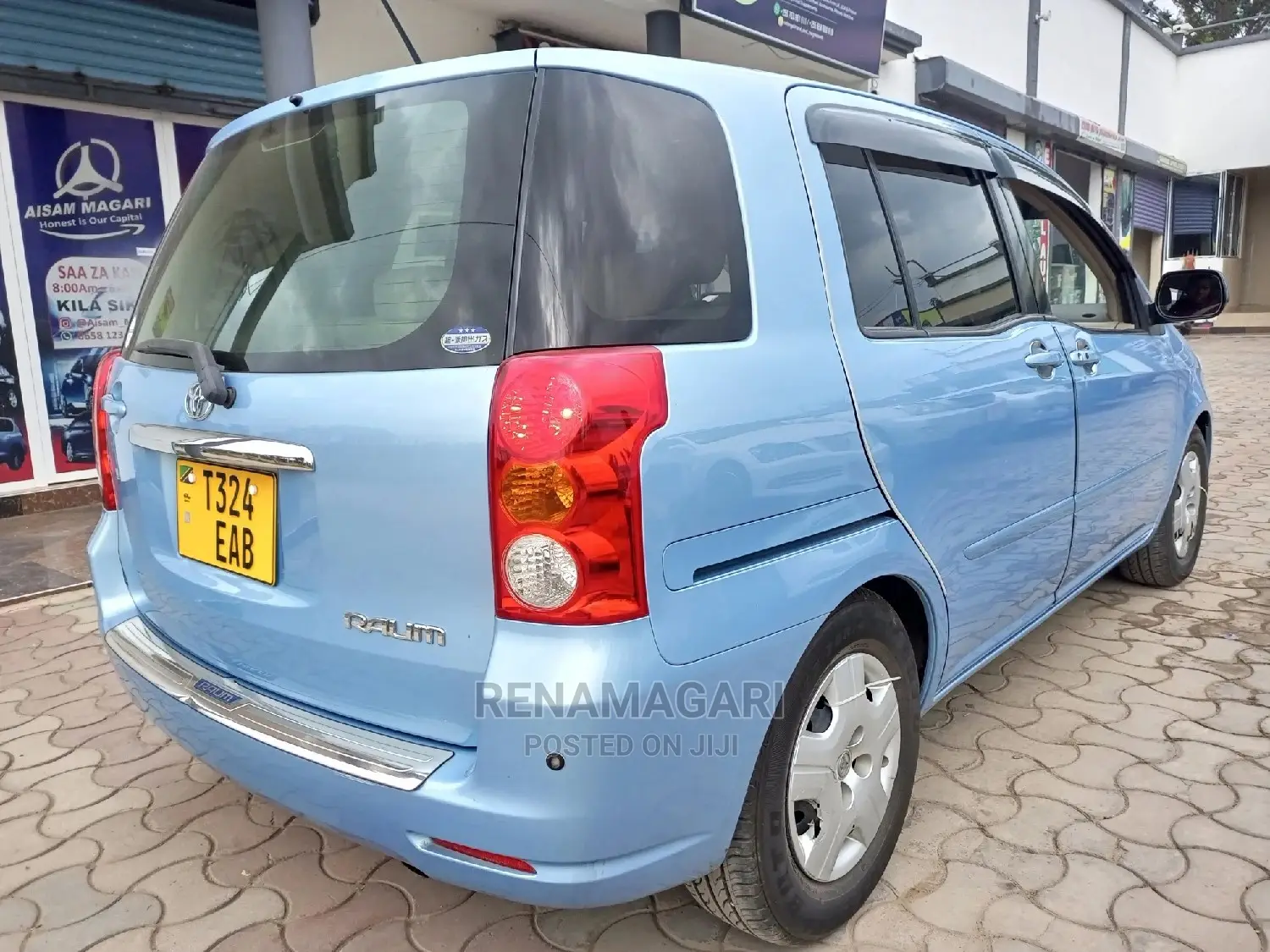 Toyota Raum 2010 Blue