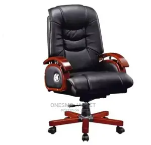 Excegative Chair