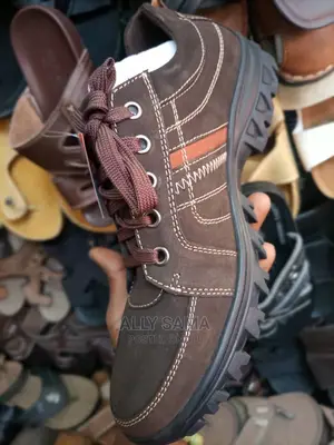 Gten Brown