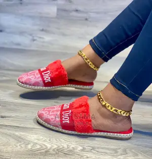 Lady's Shoes All Brand