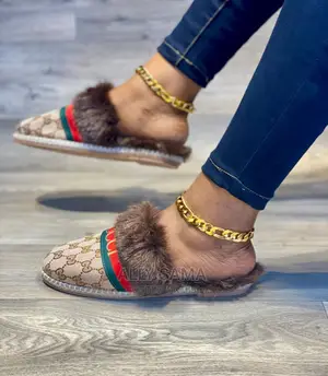 Lady's Shoes All Brand
