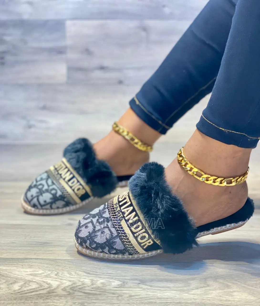 Lady's Shoes All Brand