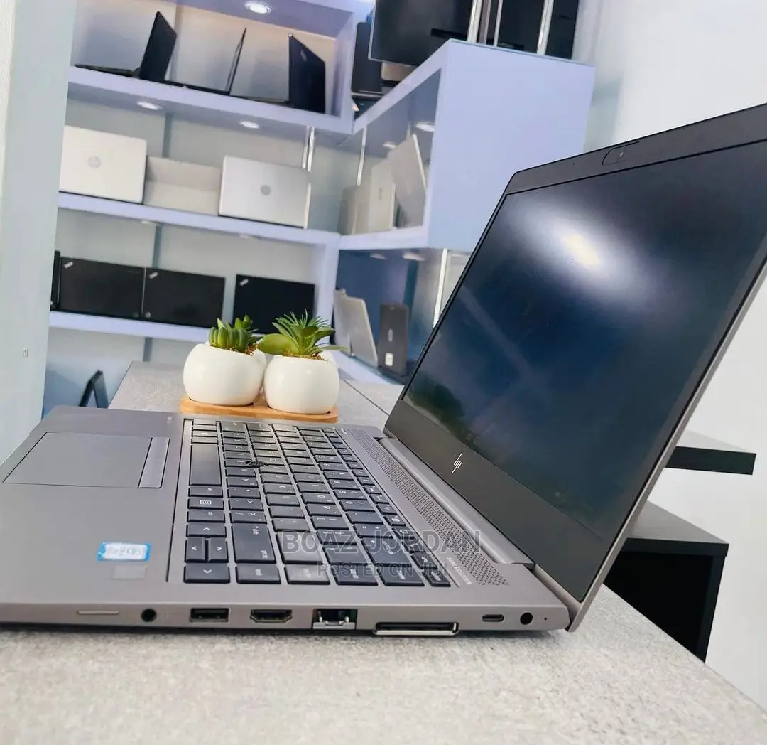 Laptop HP ZBook 14u G5 8GB Intel Core I5 SSD 256GB