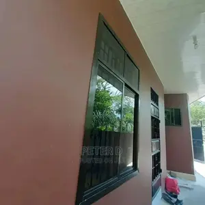 1bdrm Apartment in Kimara for rent