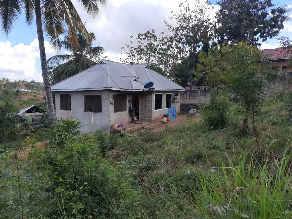 3bdrm House in Mark Real Estate, Goba for Sale
