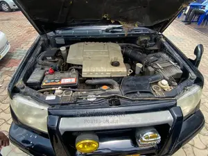 Mitsubishi Pajero 2000 Black
