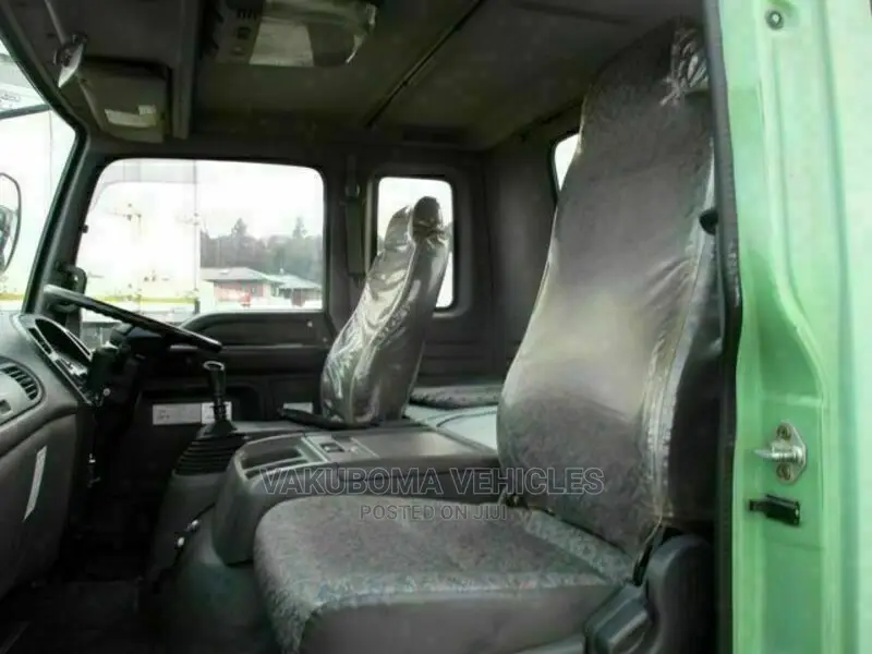 Isuzu Forward Concrete