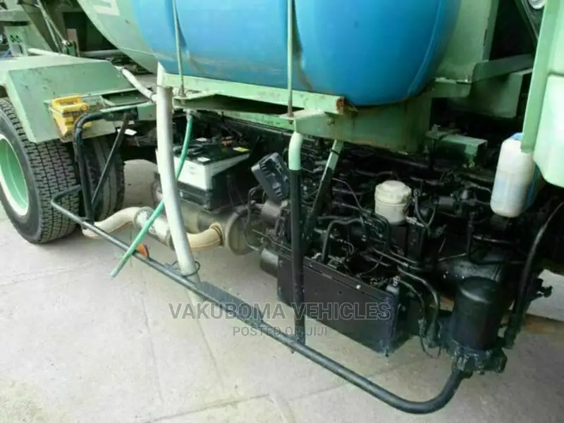 Isuzu Forward Concrete