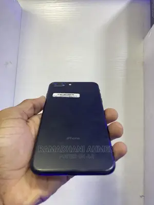 Apple iPhone 7 Plus 32 GB Black