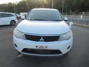 Mitsubishi Outlander 2006 White