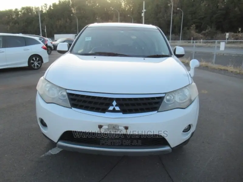Mitsubishi Outlander 2006 White
