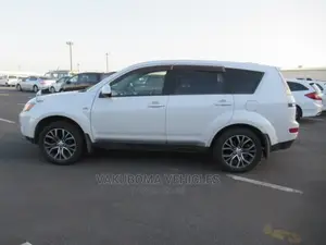 Mitsubishi Outlander 2006 White