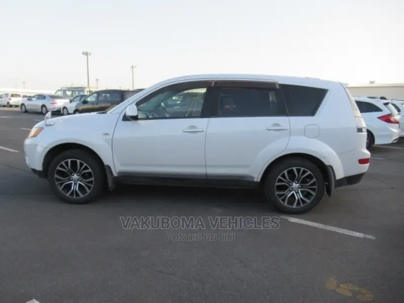 Mitsubishi Outlander 2006 White