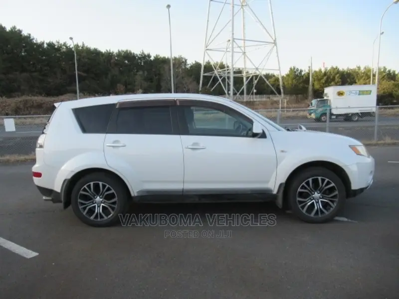 Mitsubishi Outlander 2006 White