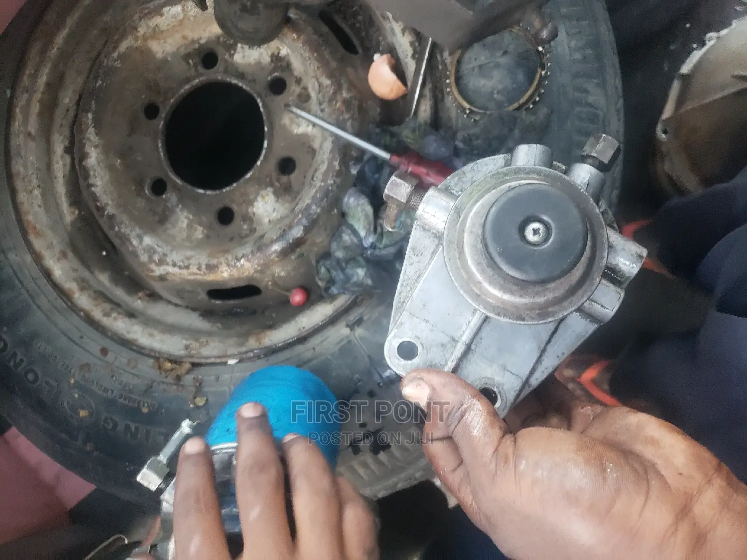 Nissan Diesel Lift Pump