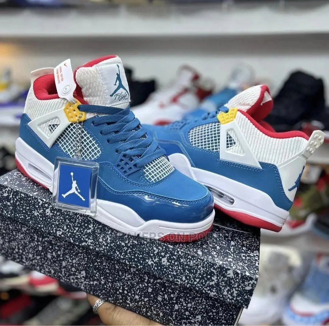 Nike Air Jordan 4
