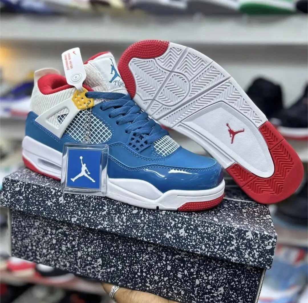 Nike Air Jordan 4