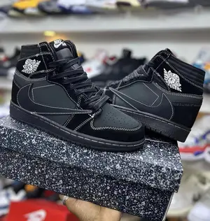 Nike Air Jordan 1