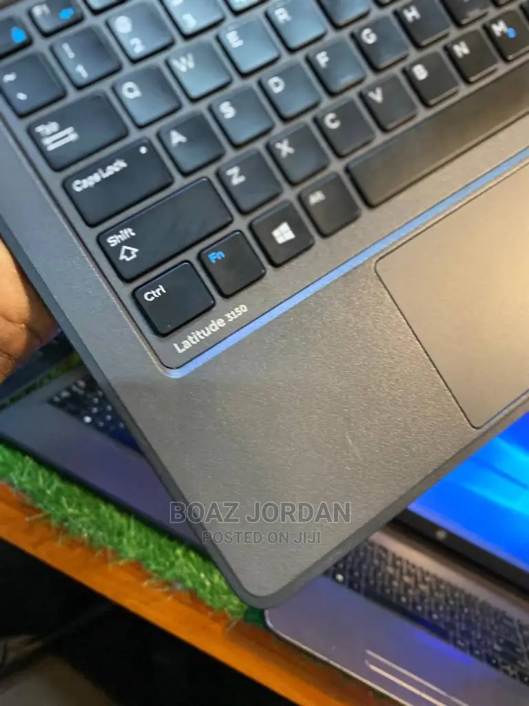 Laptop Dell Latitude 3180 4GB Intel Pentium HDD 500GB