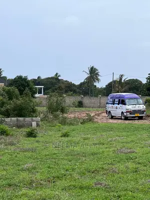 Mbutu McHikichini Kigamboni
