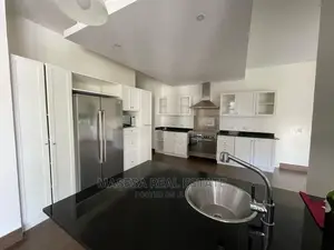 Furnished 4bdrm Villa in Masaki for Rent