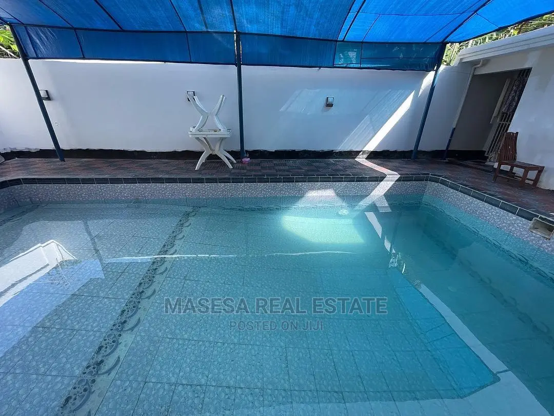 5bdrm House in Msasani for Sale