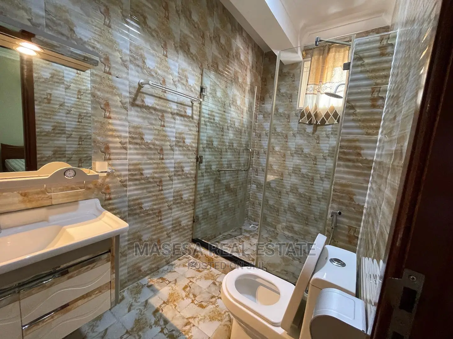 5bdrm House in Msasani for Sale