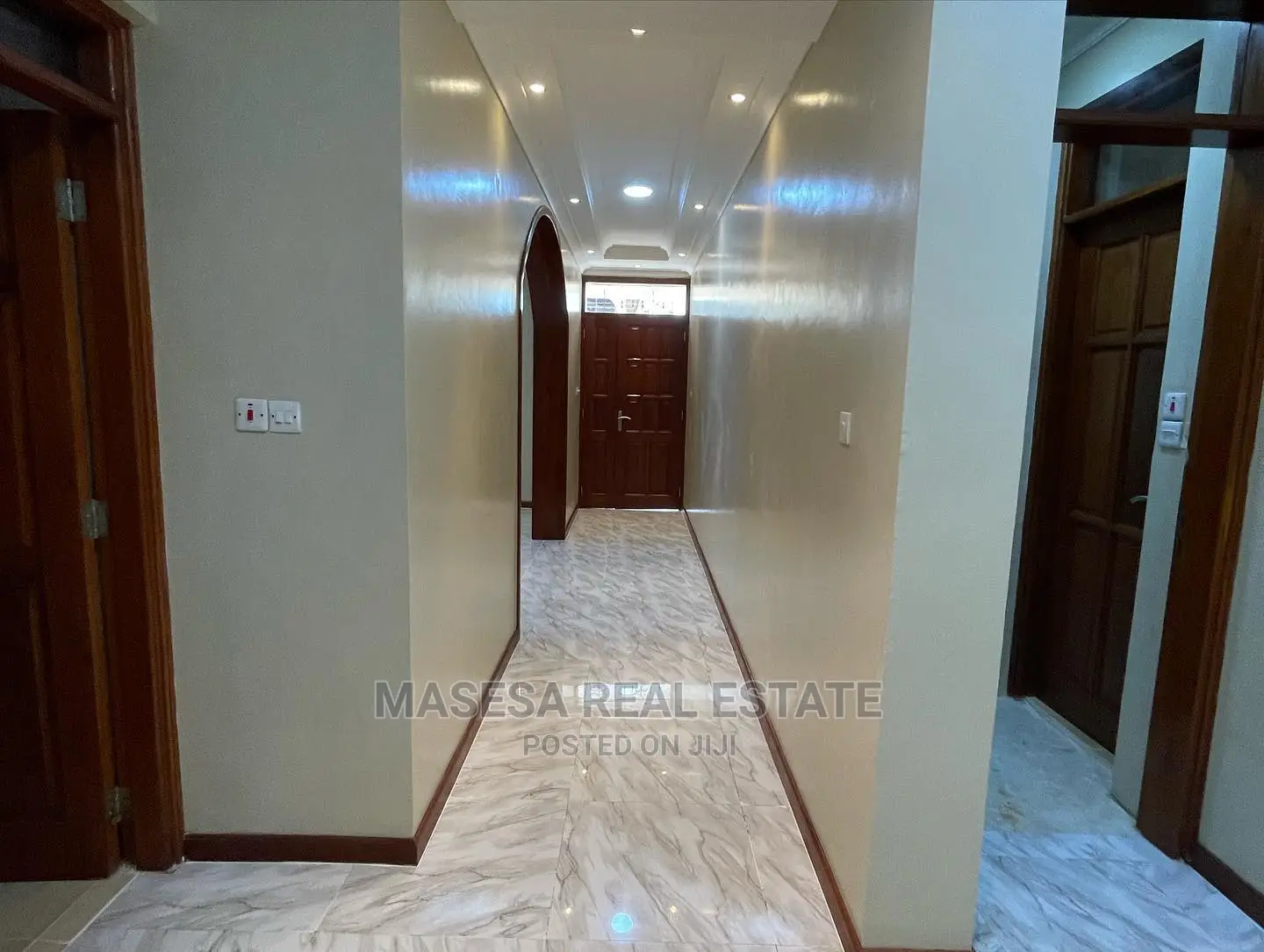 5bdrm House in Msasani for Sale