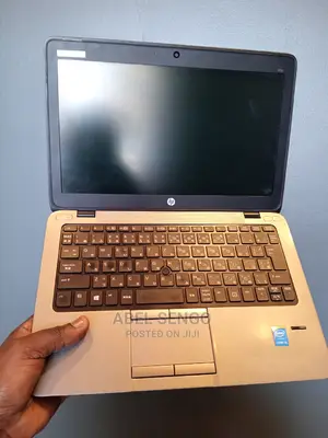 Laptop HP EliteBook 820 G3 8GB Intel Core I5 HDD+SSD 500GB