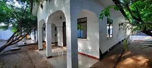 3bdrm House in Masaki for Rent