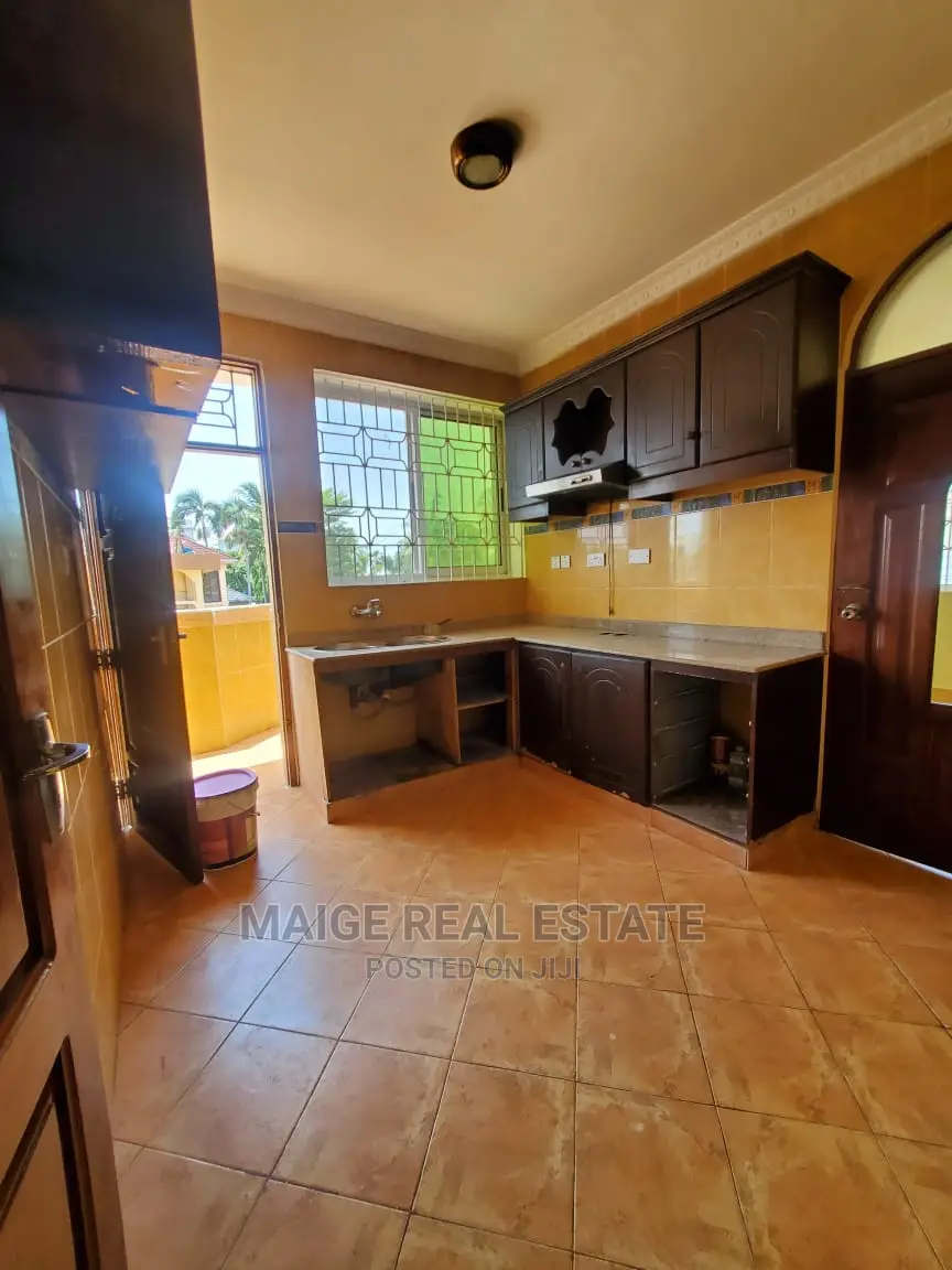 3bdrm Apartment in Msasani for Rent