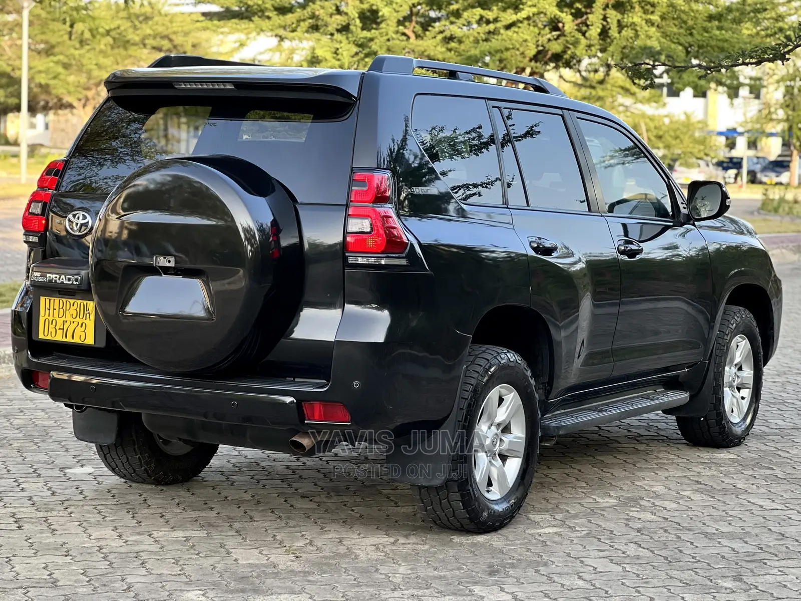 Toyota Land Cruiser Prado 2016 Black