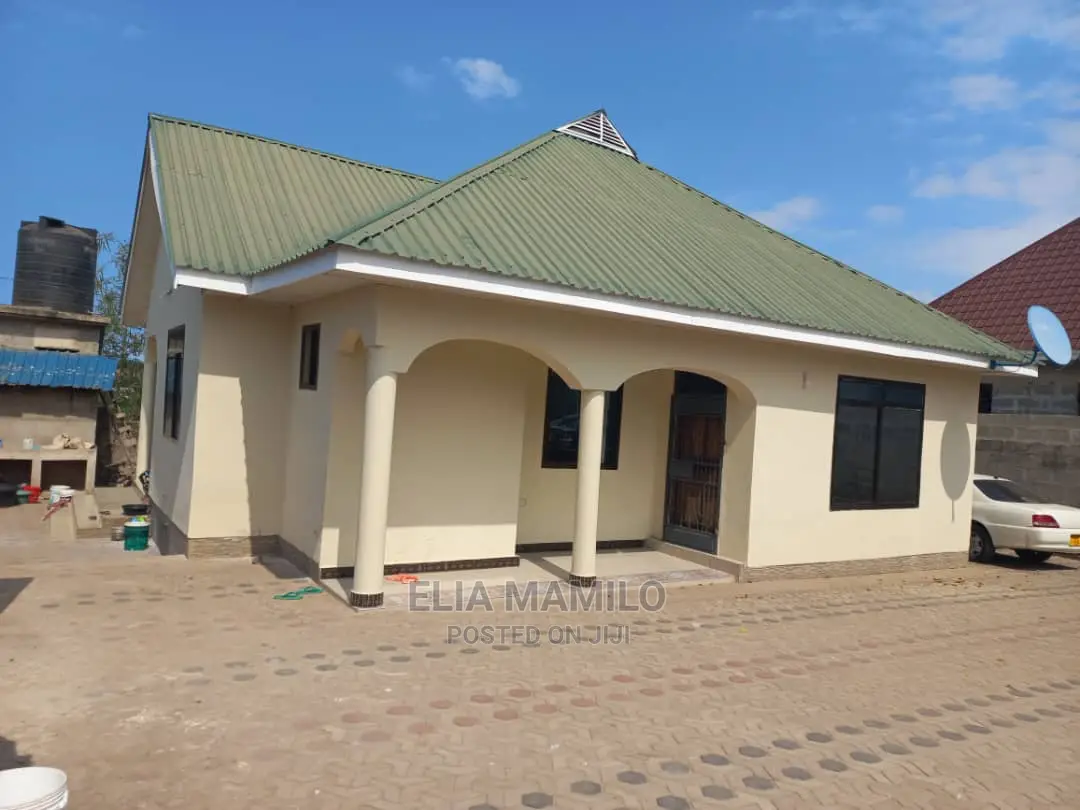 3bdrm House in Madale, Contena., Kinondoni for Sale