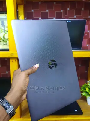 Laptop HP ZBook Studio 8GB Intel Core I7 HDD+SSD 500GB