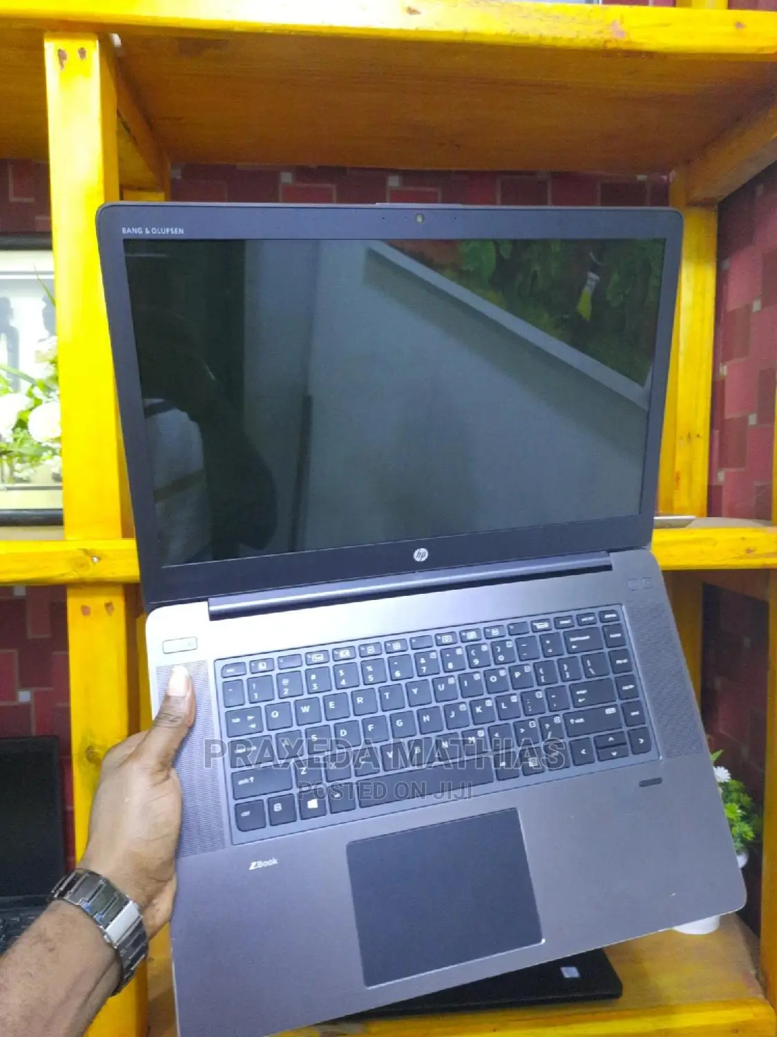 Laptop HP ZBook Studio 8GB Intel Core I7 HDD+SSD 500GB