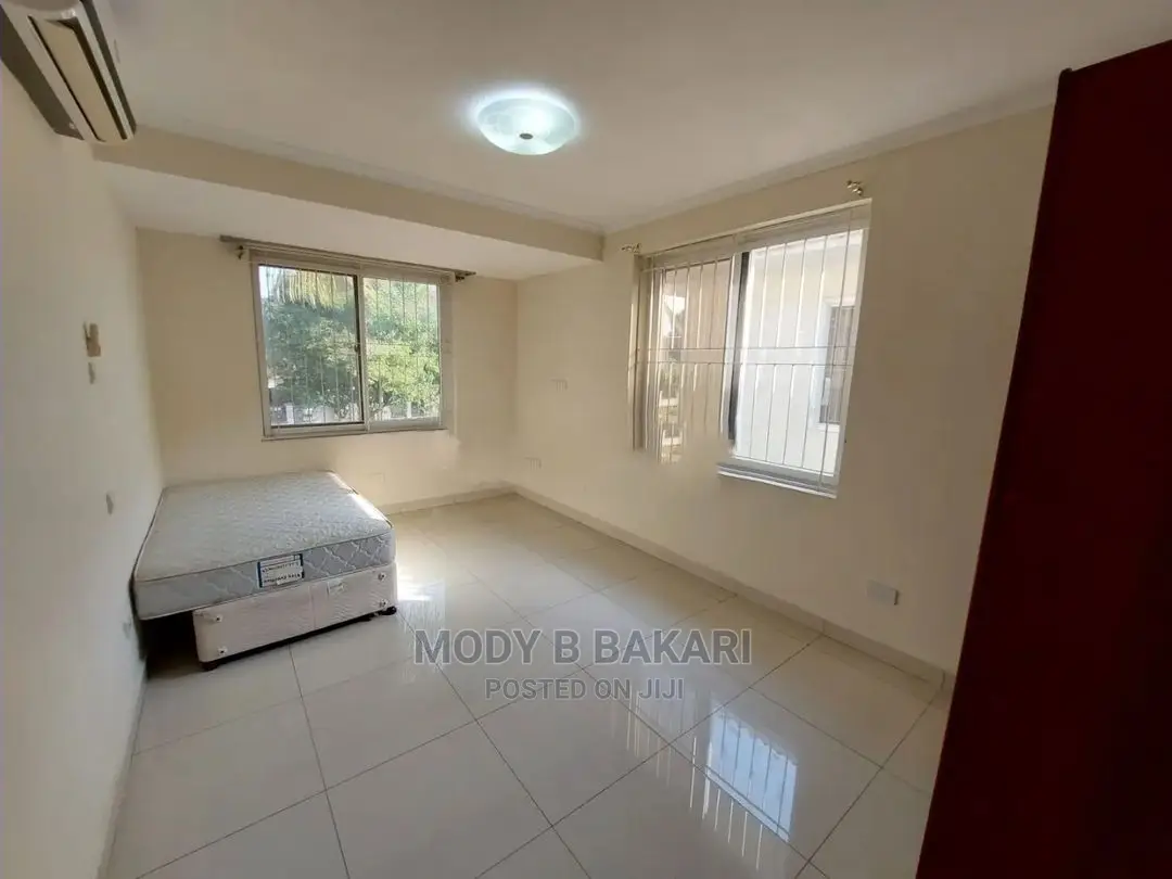 4bdrm Villa in Kinondoni for Rent