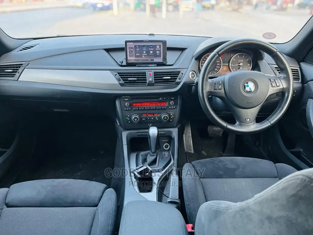 BMW X1 2011 Gray